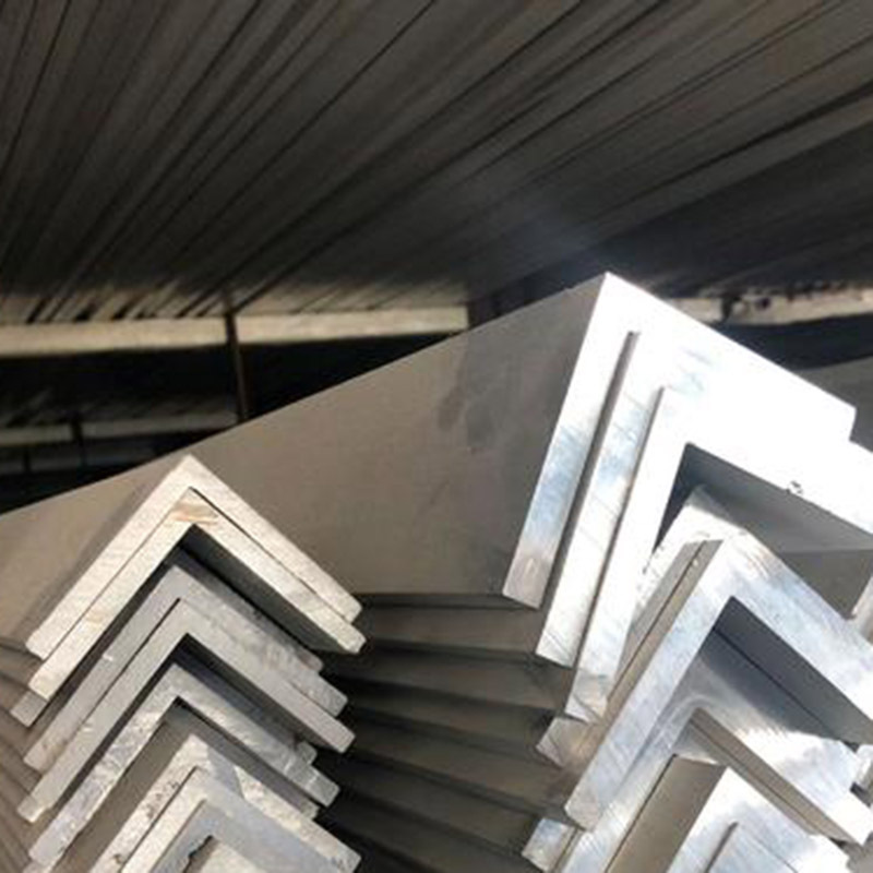 广东现货 Q235B镀锌角钢50*50 不等边角铁 建筑用三角铁 冲孔