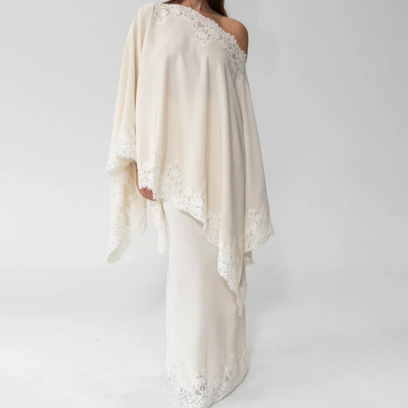 Lf260302 Elegant and Luxurious Lace Shawl-Style Gown Lf260302 Elegant and Luxurious Lace Shawl-Style Gown