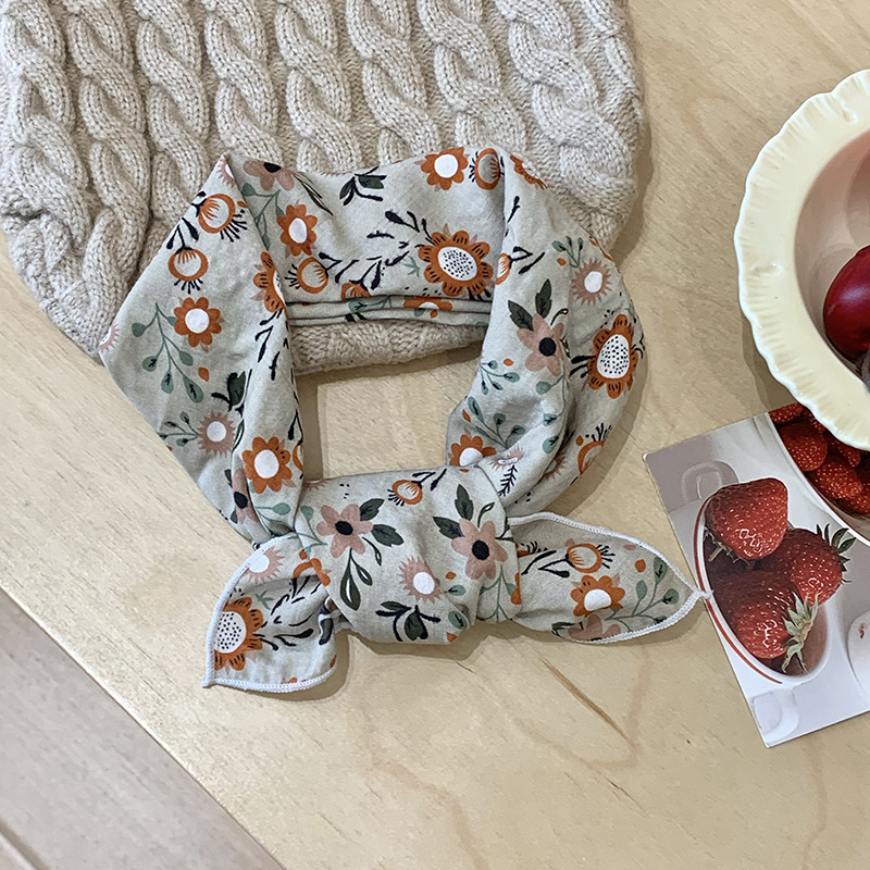 Bufandas de seda de algodón y lino correa de cabello pequeña toalla cuadrada para mujeres primavera y otoño nueva moda coreana bufandas calientes de cuello bufandas