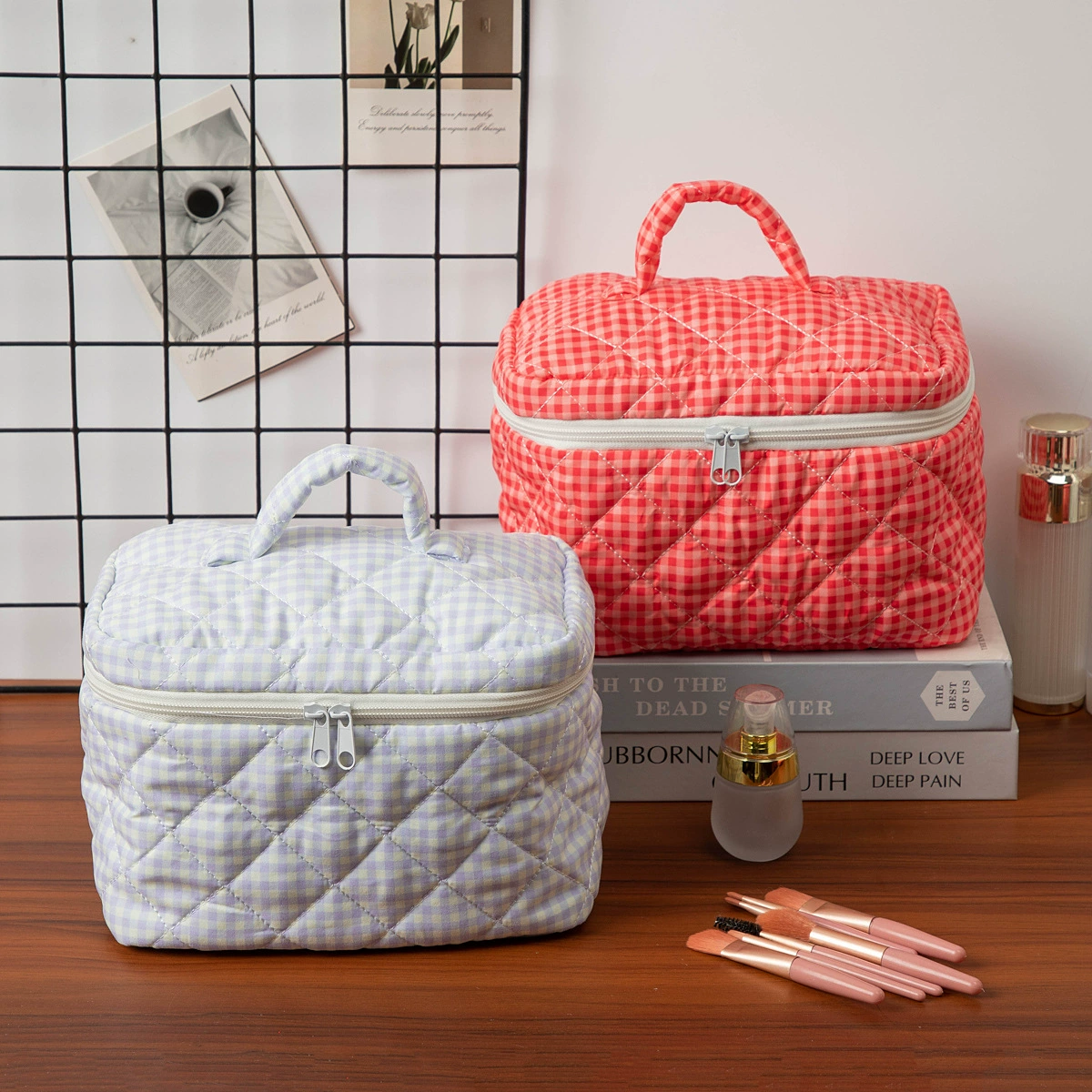 Brand fresh cosmetic bag, small clutch bag, travel bag, organizer bag, Korean style