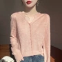 v字领女士打底新款上衣