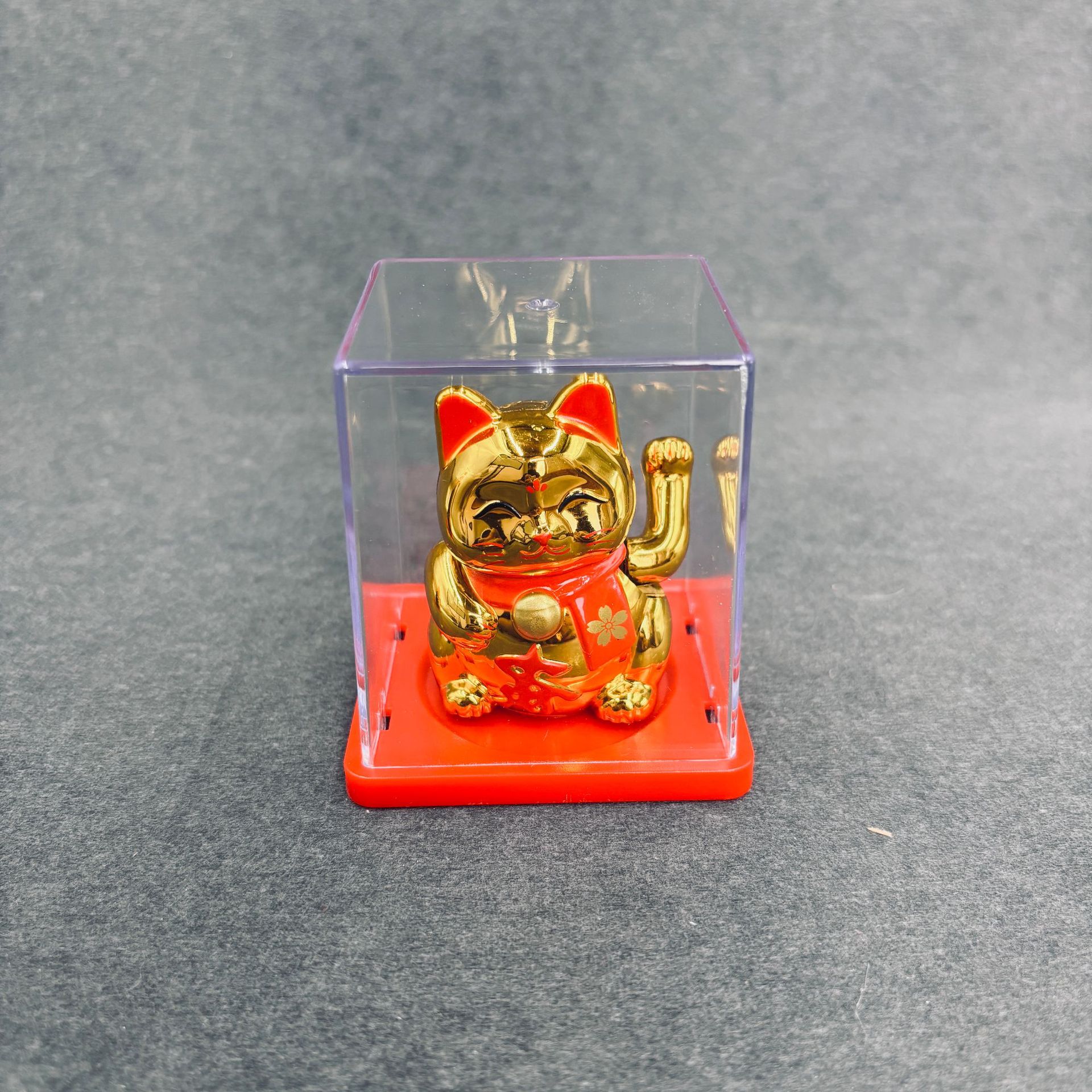 Gato de la suerte solar pequeño gato de la mano de la energía de la luz gato mini gato interior del coche regalo de la oficina decoración de apertura