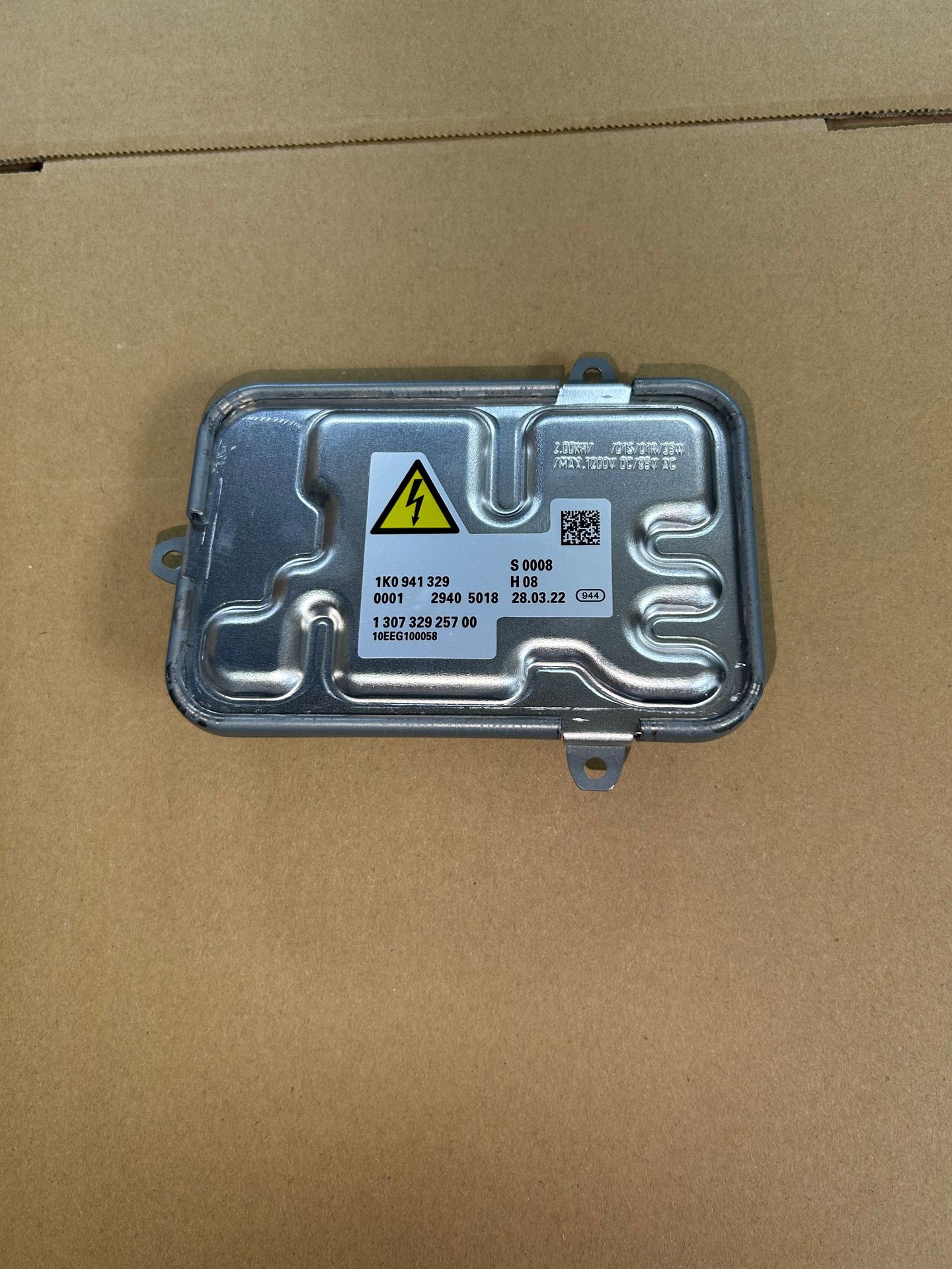 1K0941329 130732925700 Suitable for Volkswagen Cc Xenon Headlight Ballast Hid Ballast