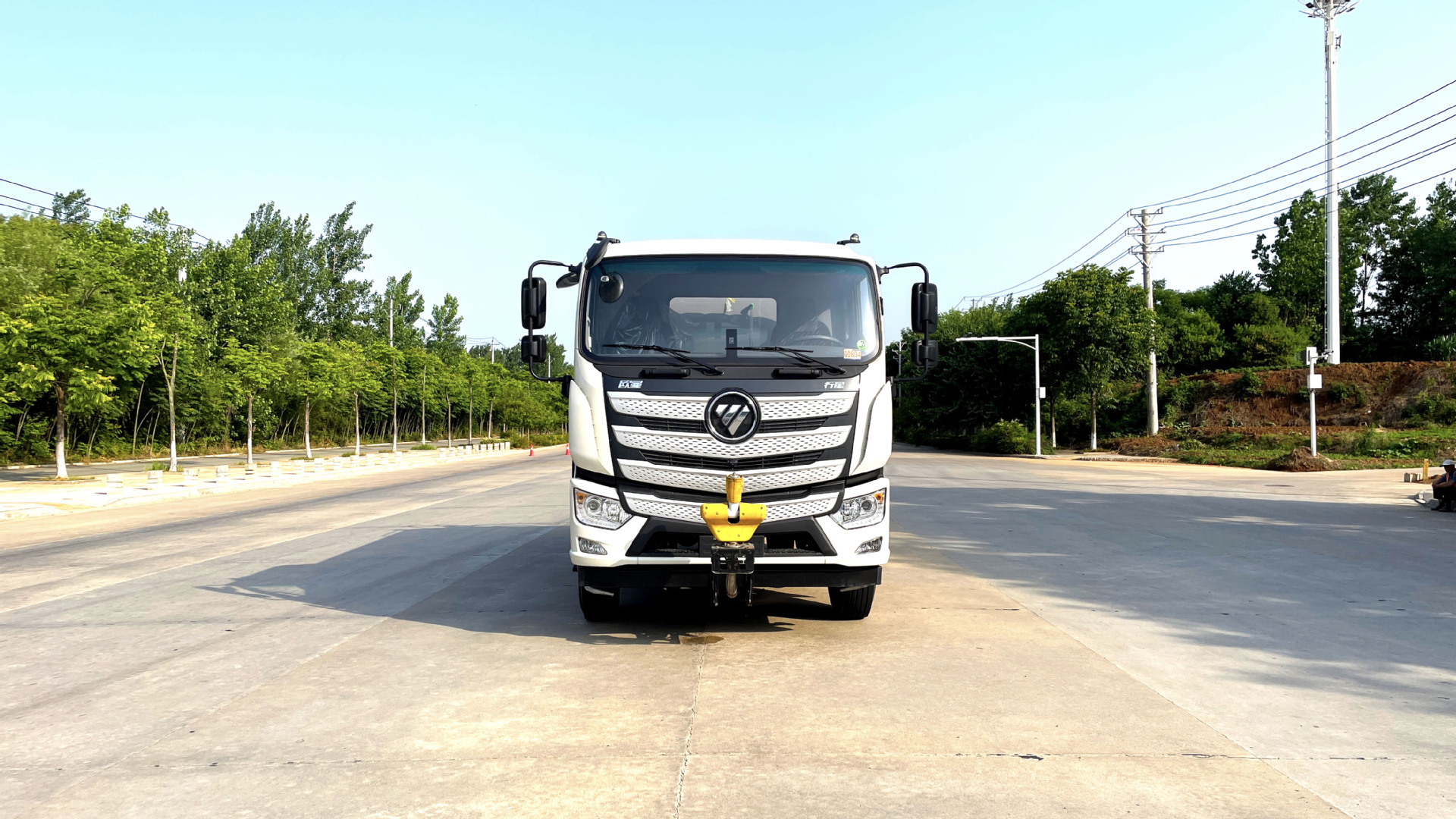 Kailifeng 12-Ton Foton Auman Sprinkler Truck Road Cleaning and Landscaping Vehicle Emergency Firefighting