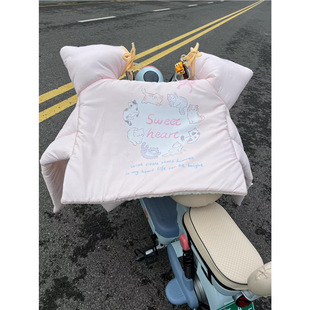 Cute Kitten Electric Car Windshield fleece-lined Thickened Extra Large Waterproof Winter Warm Motorcycle Windproof Universal