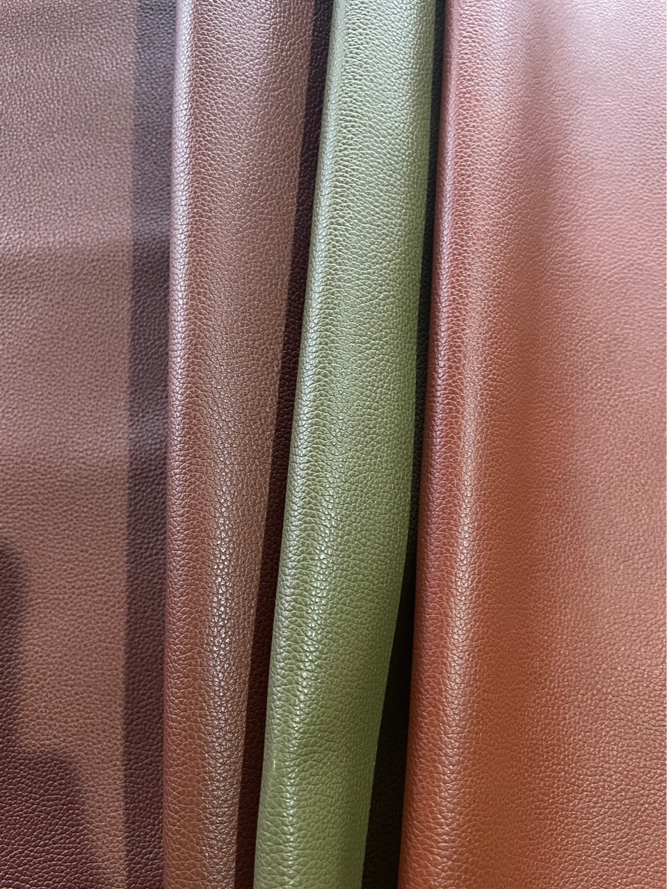 頭層小牛小荔纹真皮牛皮箱包鞋子皮带腰带手帐手机壳DIY手工现货