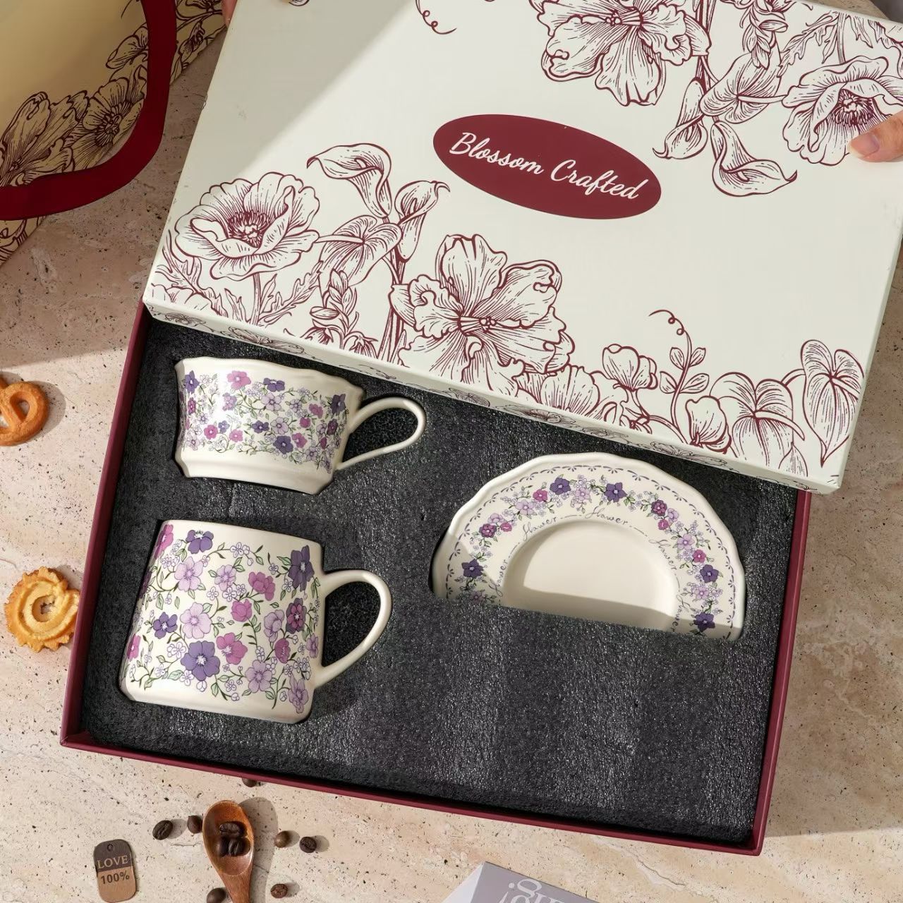Vintage estilo francés de alto valor visual floral nicho de cerámica taza de agua caja de regalo conjunto de tazas y platos combinación de alta sensación regalo de mano