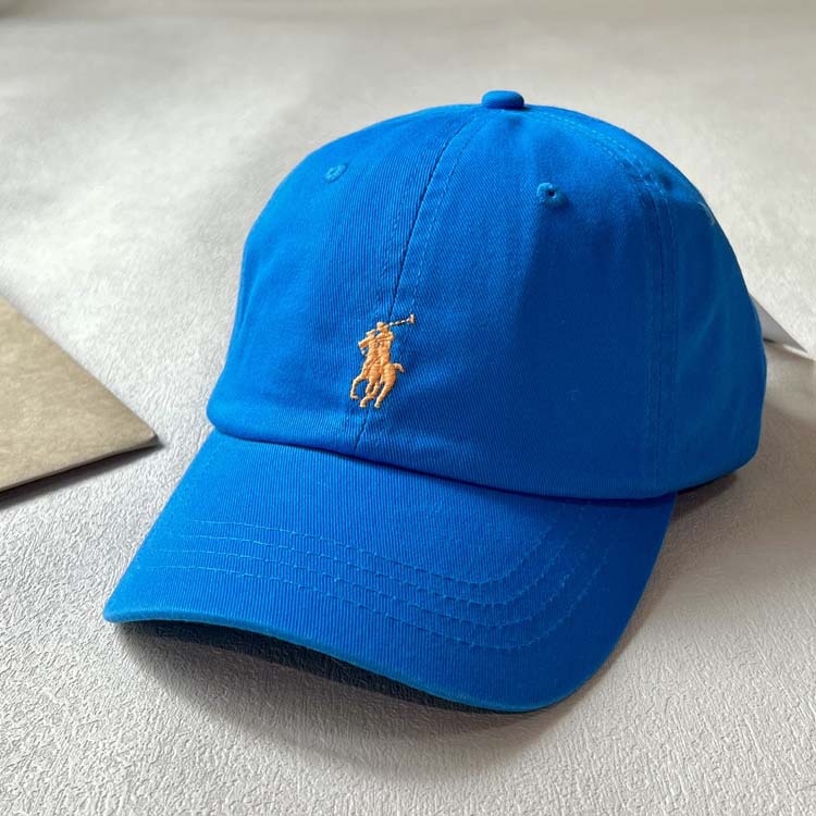 小馬標野球帽の女性は柔らかいトップの広いつばを合わせて顔の小さいアヒルの舌の帽子の運動の日よけの男性の女性を見せます。