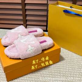 2026新款V 家羊羔毛字母刺绣毛毛拖 时尚外穿厚底防滑居家一字拖
