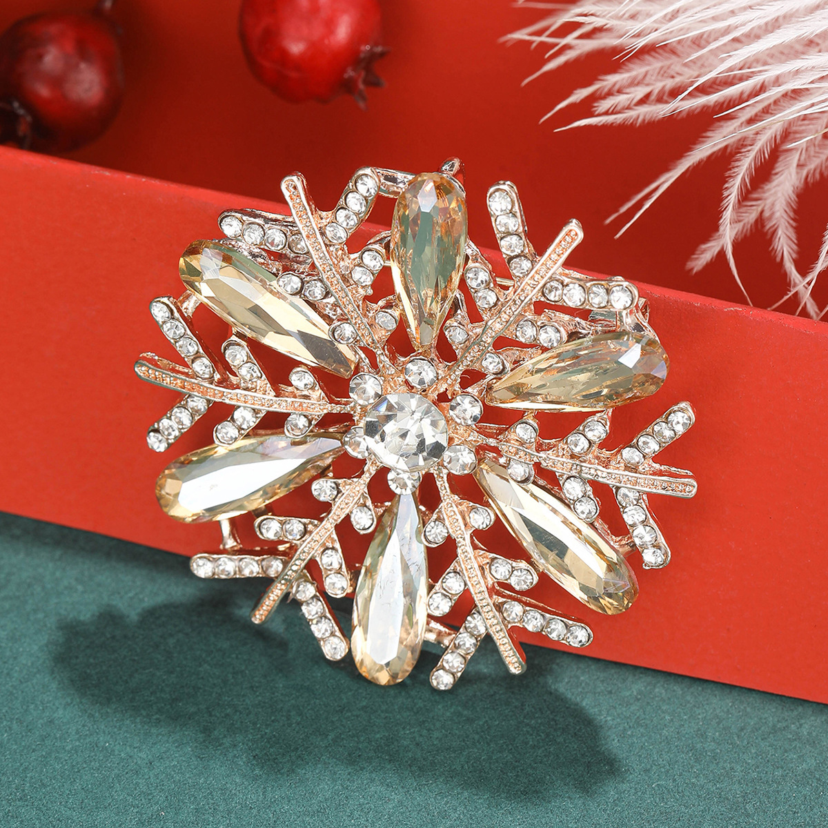 25g Weight Rhinestones Inlay Material Brooches Classification Banquet Occasion Alloy Material Snowflake Pattern All Seasons Season Women's Gender Inlay Design Elegant Style Elegant Pin Snowflake Alloy Inlay Rhinestones Women's Brooches 6
