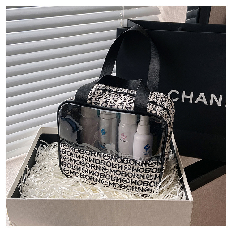 The makeup and toiletries bag can enhance the appearance level. The transparent PVC makeup box is portable and has a large capacity undefined