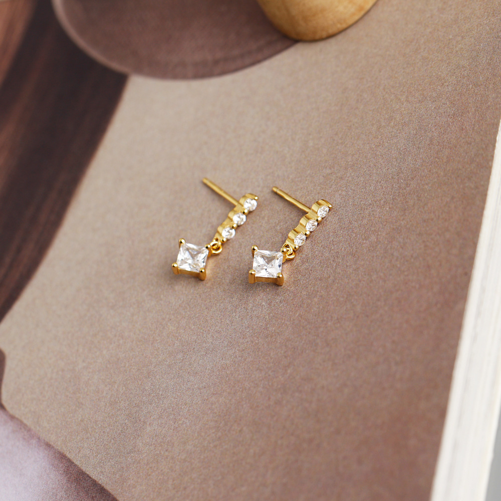 1 Pair Simple Style Geometric Plating Inlay Sterling Silver Rhinestones 18k Gold Plated White Gold Plated Drop Earrings display picture 4