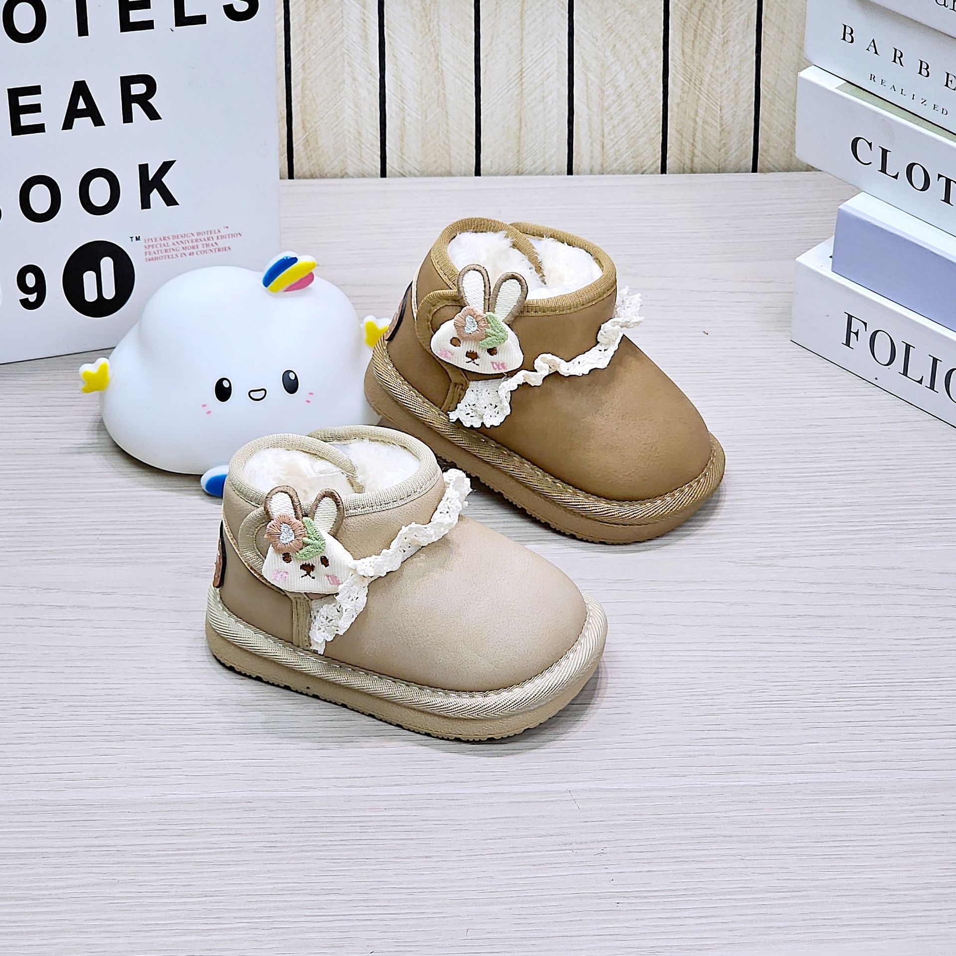 大棉小童雪地靴2025冬新款儿童短靴加厚卡通女童棉靴子防滑高邦鞋