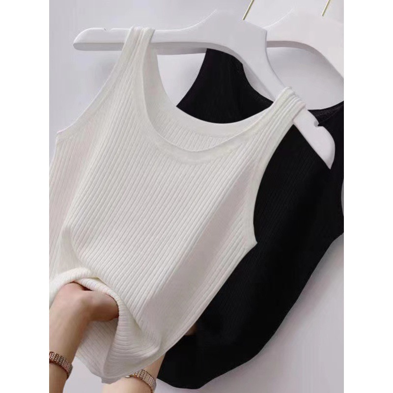 Ärmelloses, figurbetontes Tanktop aus gerippter Eisseide im koreanischen Stil – ideal als Basisschicht oder Sommerunterwäsche._voghion.com