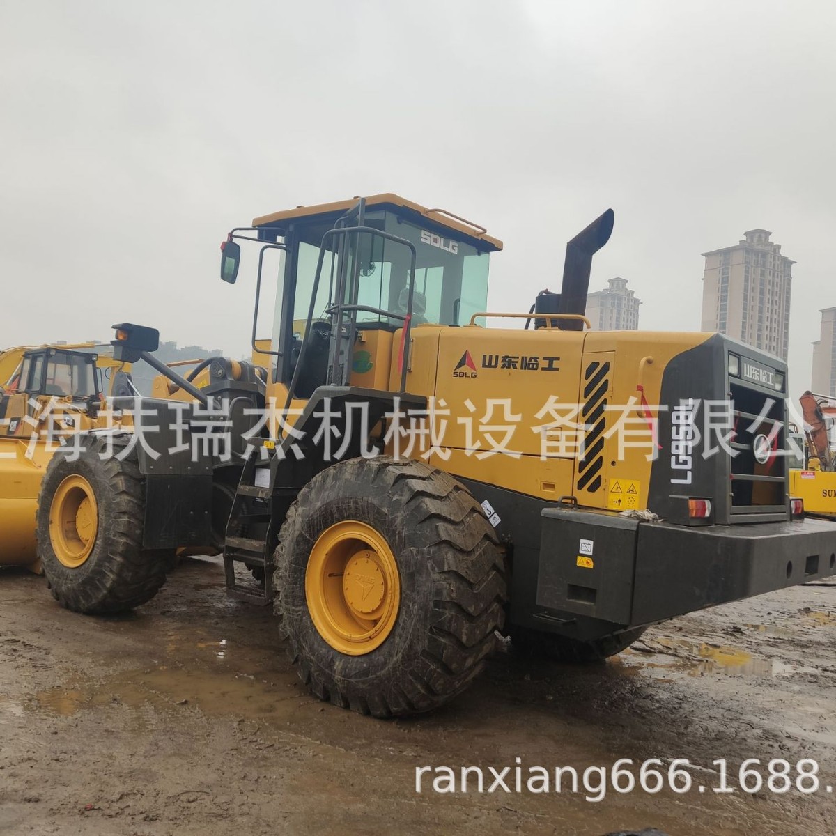 装载机山东临工SDLG958L轮胎式前卸式上海出口