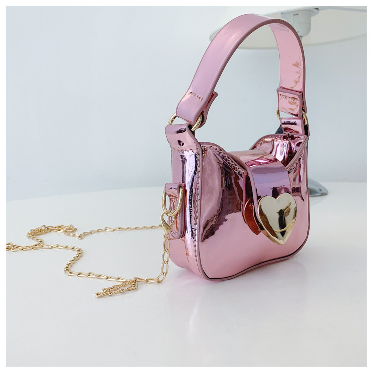 Unisex Pu Heart Shape Solid Color Elegant Streetwear Sewing Thread Square Hidden Buckle Shoulder Bag display picture 25