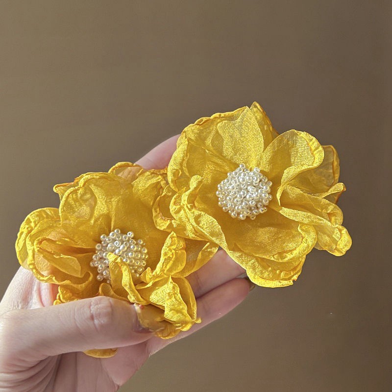 Pendientes de borla de flores de gasa de aguja de plata Pendientes de dopamina de bosque dulce Pendientes de todo fósforo de tendencia de nicho Mujeres al por mayor