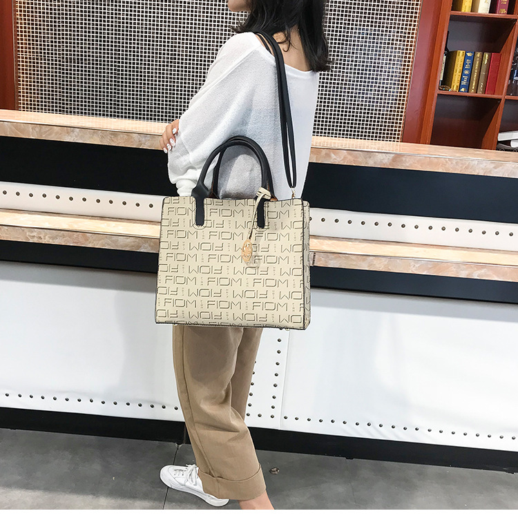 New European and American cross-border fashion women's bag three-piece set, mother-and-child bag, versatile, large-capacity crossbody single-shoulder bag undefined