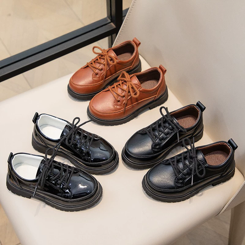 Весенне-осенние новые повседневные черные кожаные туфли на шнуровке для кампуса, матовые дышащие британские клетчатые туфли для маленьких и средних мальчиков