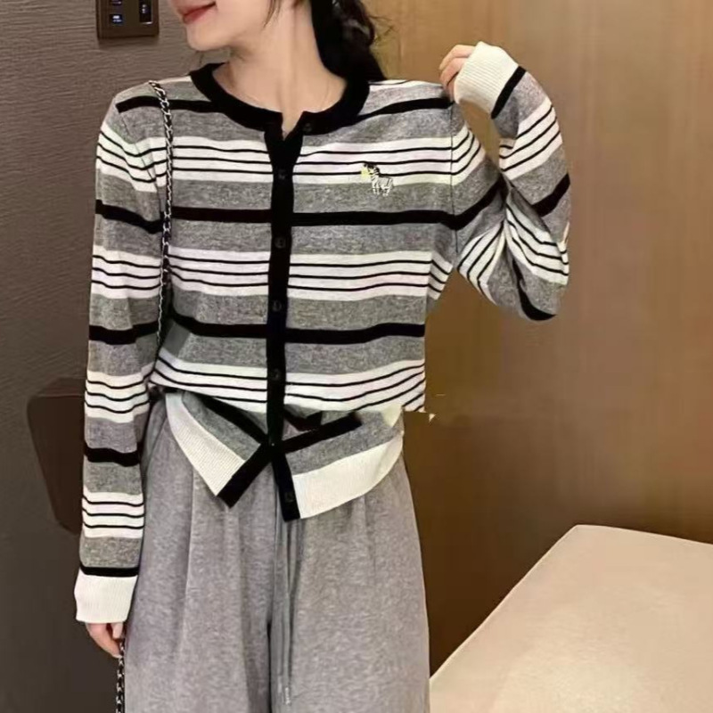 条纹刺绣针织开衫外套女秋季设计感小众毛衣软糯宽松短款长袖上衣|undefined