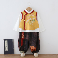 男の子の唐装の子供は国学服のレトロな唐装の秋の男の赤ちゃんの中国風のハイエンドの演技服の卸売りを改良します。
