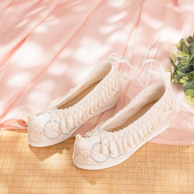 Women Red high-heeled hanfu fairy shoes Chinese wedding bride Xiuhe shoes old Beijing embroidered beaded Hanfu shoes for women