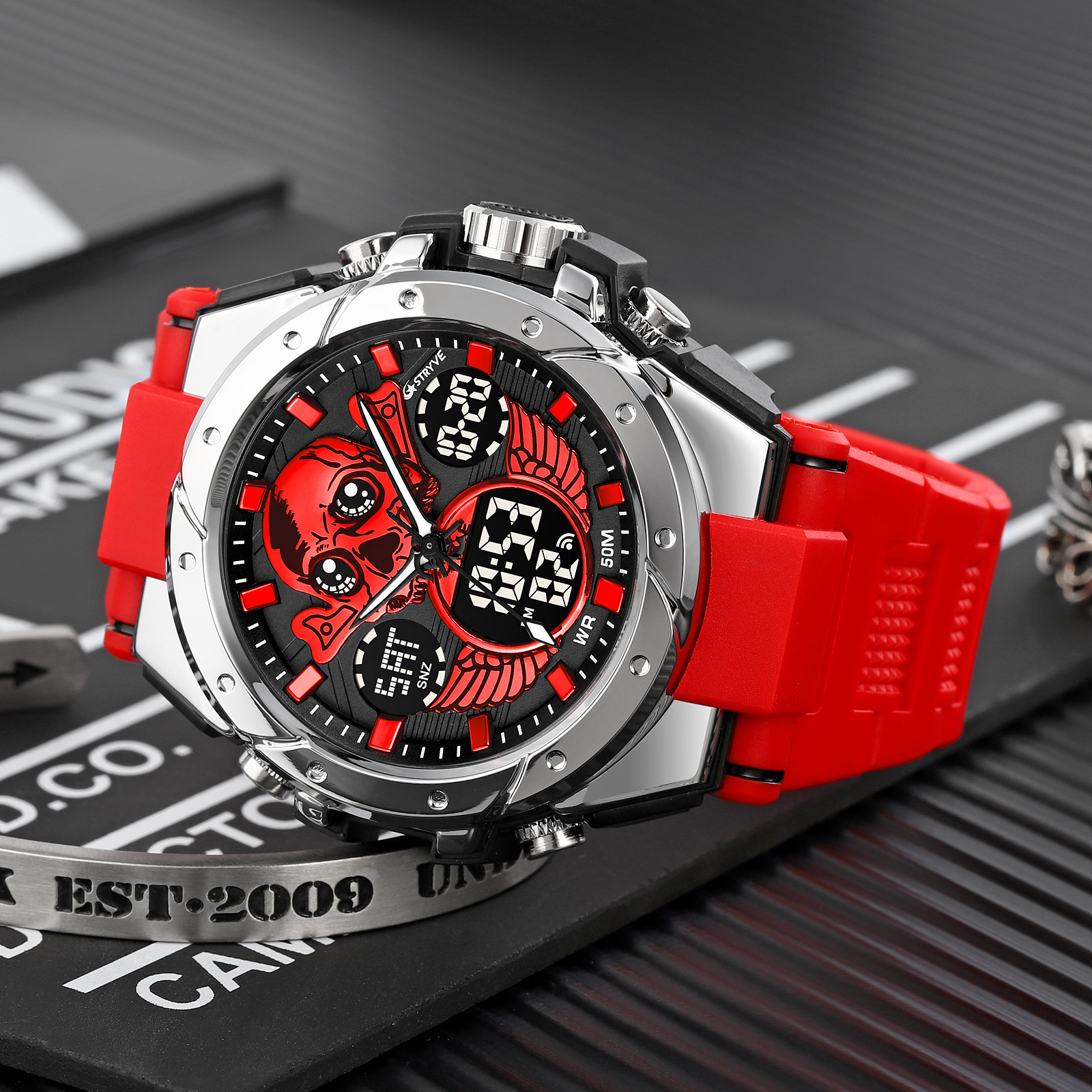 STRYVE reloj deportivo de los hombres de moda cráneo luminoso reloj electrónico impermeable reloj estudiante multifuncional 8008