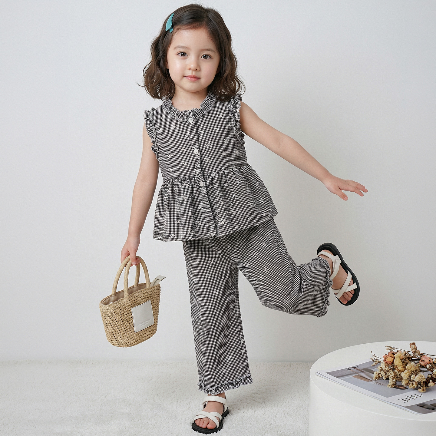 Trajes de niñas de verano nuevos chalecos de encaje de niñas de verano de dos piezas de niñas pantalones de ropa infantil al por mayor