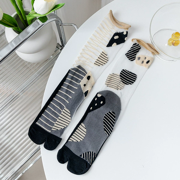 Black khaki split toe AB