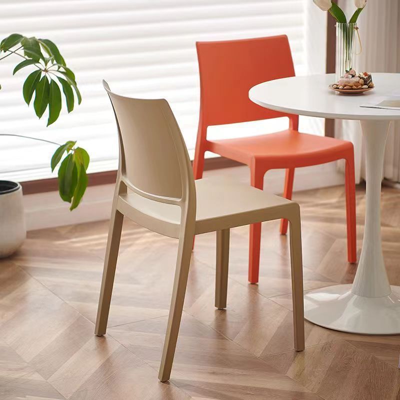 Sillas respaldadas taburetes de comedor casual sillas de comedor de plástico nórdico sillas de comedor modernas y gruesas sillas domésticas simples