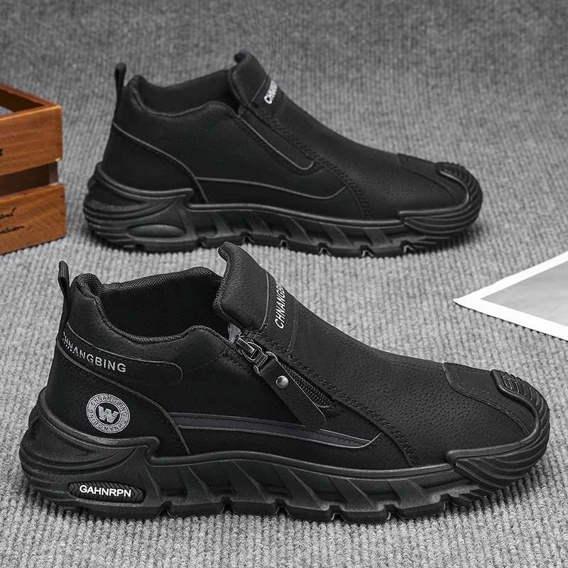 [Store Hot Sale] Men's Shoes 2025 Wear-Resistant Summer Thick-Soled New Labor Protection Shoes Men's Waterproof Casual Sports Shoes