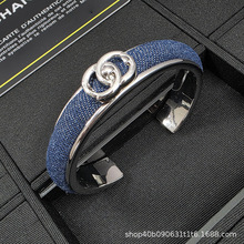 香香家小众高级开口蓝色牛仔手镯极简主义复古网红同款小香风手环