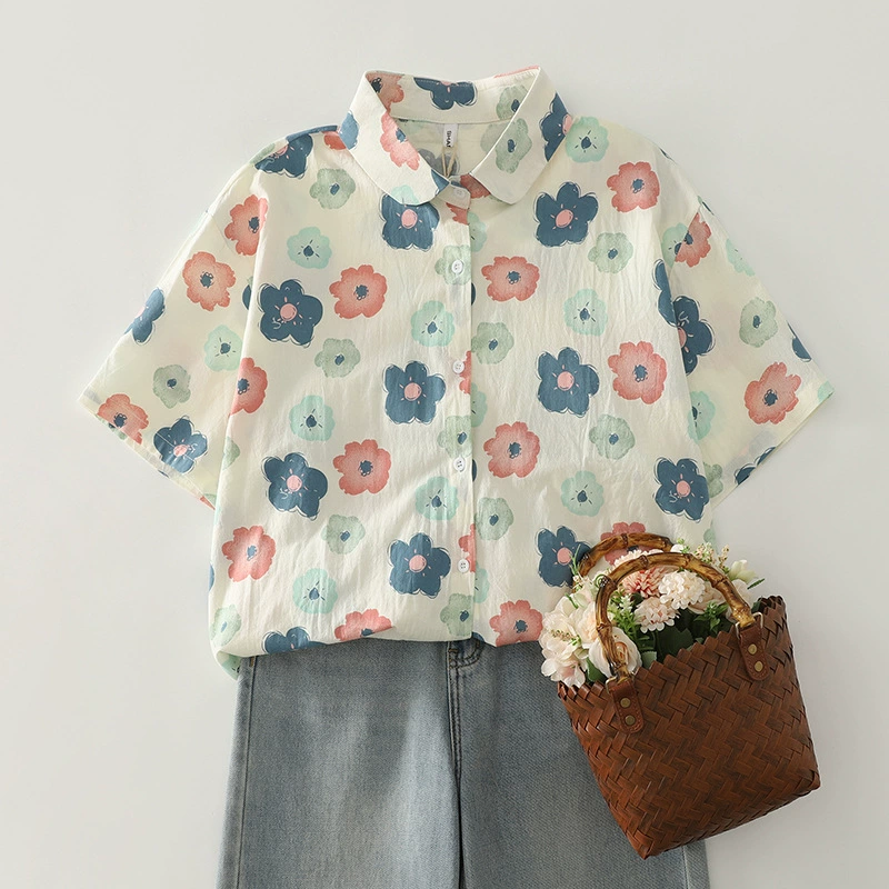 Реальный выстрел 2025 года новый мультяшный цветок с короткими рукавами рубашка свободная дикая свежая рубашка с половиной рукава