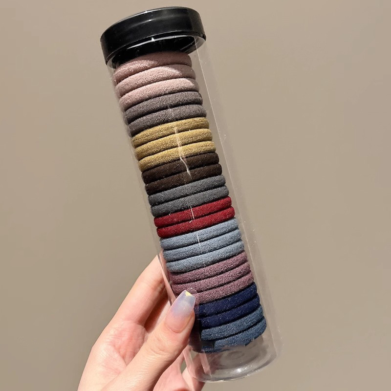 4 latas de 20 colores oscuros