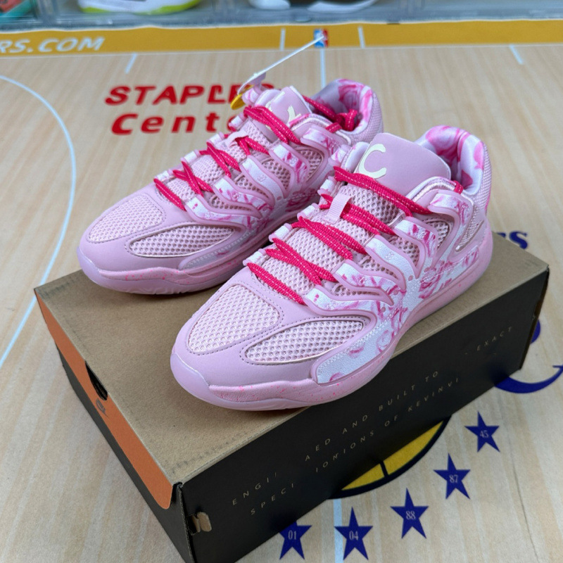 Putian Pure Original KD18 Basketball Shoes Durant Anti-Slip Wear-Resistant Training Shoes Men's and Women's Fashion Casual Sports Shoes Putian Pure Original KD18 Basketball Shoes Durant Anti-Slip Wear-Resistant Training Shoes Men's and Women's Fashion Casual Sports Shoes