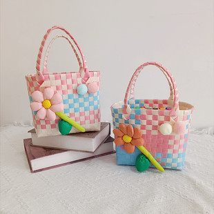 �ļ���ɫ�ɐ�С������Ů�� �����M�¶Y��������ֶY��һ��ͯ��