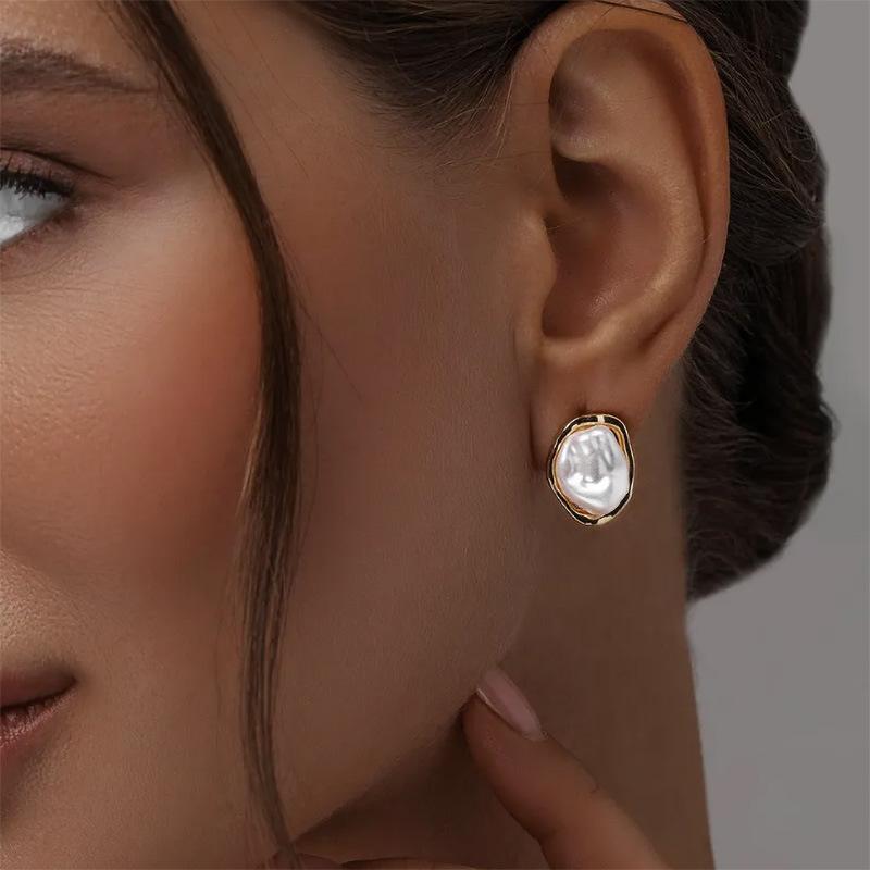 Imitationpearlearrings Asymmetrical Pearl Women's Gold European and American Earrings and Earrings 2025 New Style