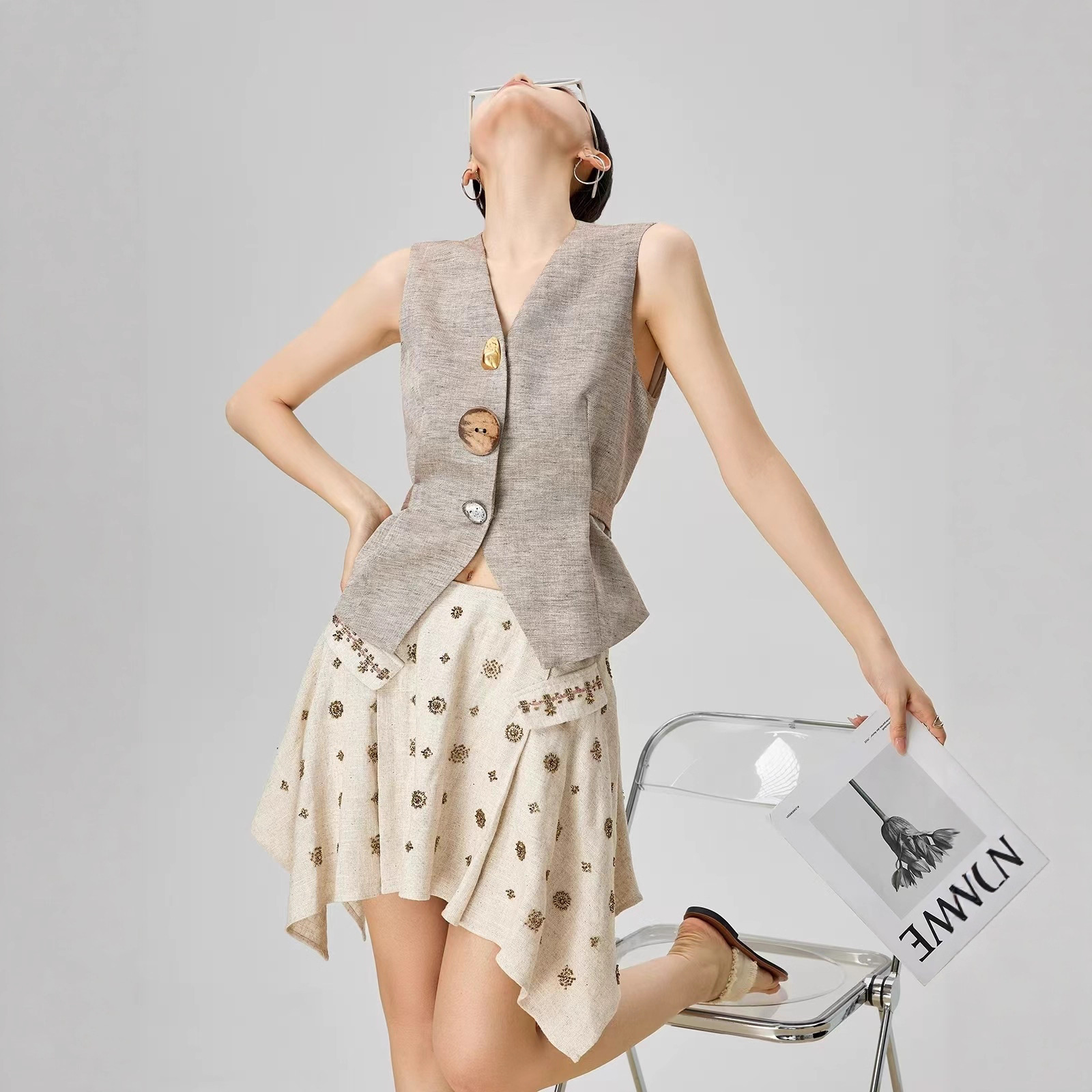 Guli Li/Summer Outfit: Stunning Summer Linen Slimming Versatile Vest Women's Sleeveless New Summer Style