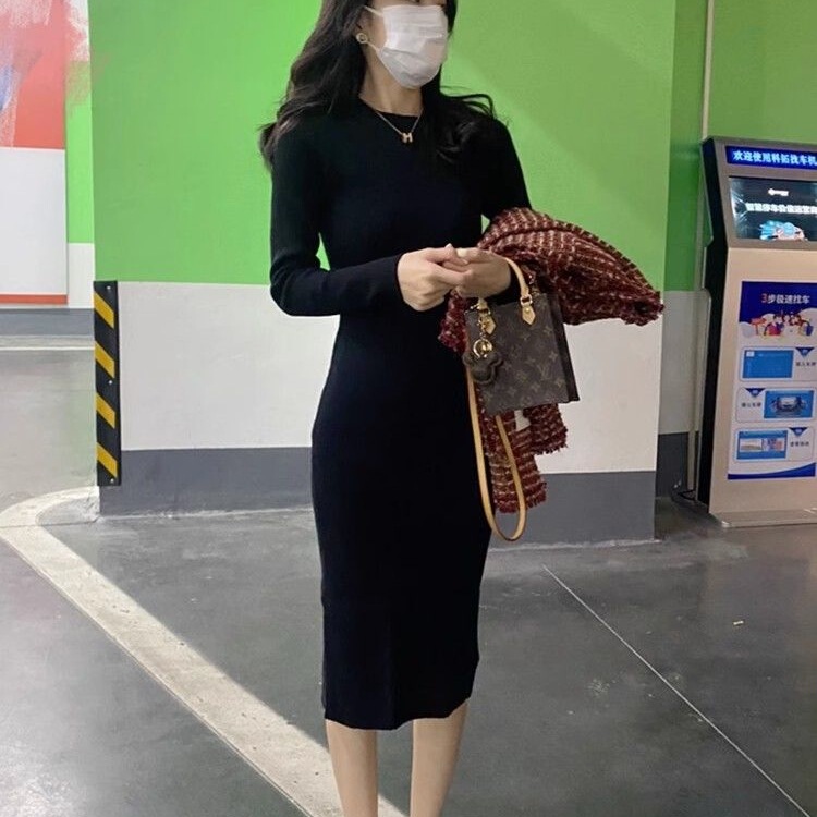 黑色圆领长袖连衣裙女2025秋冬新款修身内搭打底裙后开叉包臀裙子|undefined