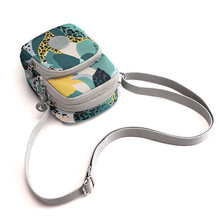 新款女士单肩包尼龙牛津布包迷你手机包百搭潮流竖款轻便钥匙包