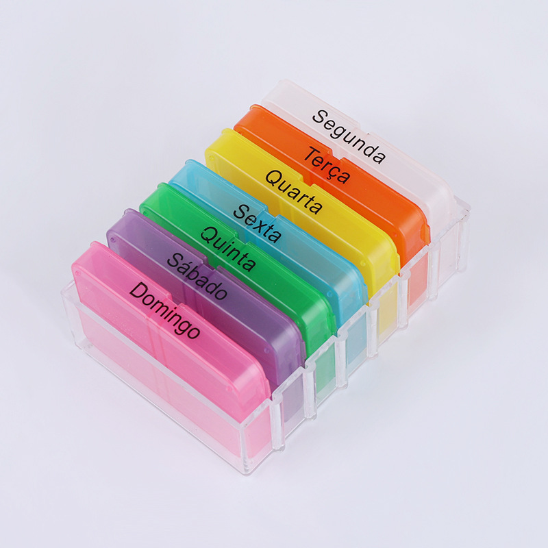 塑料药盒格四格药盒 便携旅行分类彩色分格药盒 分装小药盒子