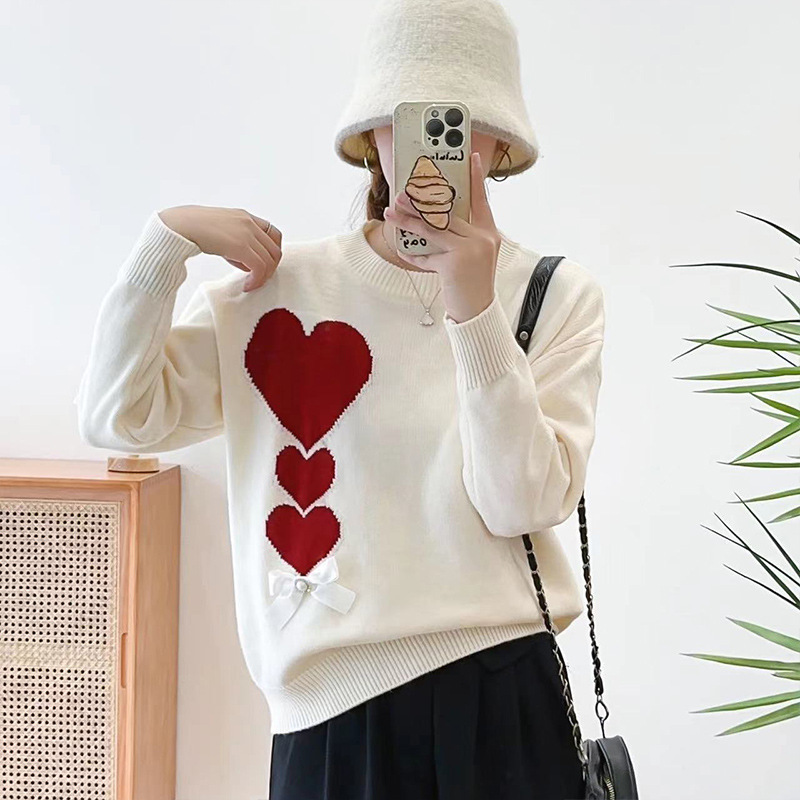 2026 Autumn/Winter Design Heart Sweater for Women 2024 New Round Neck Knitwear Sweet and Youthful Outerwear for Winter