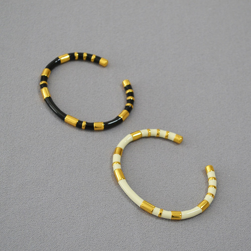 French-style niche design, irregular bamboo joint shape, hand-painted enamel, gold-plated, minimalist, personalized temperament, open-mouth bracelet for women
