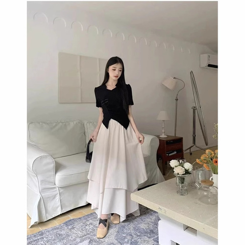 Modifications, please check the actual size before ordering. French light luxury, small fresh princess set, slimming and concealing.