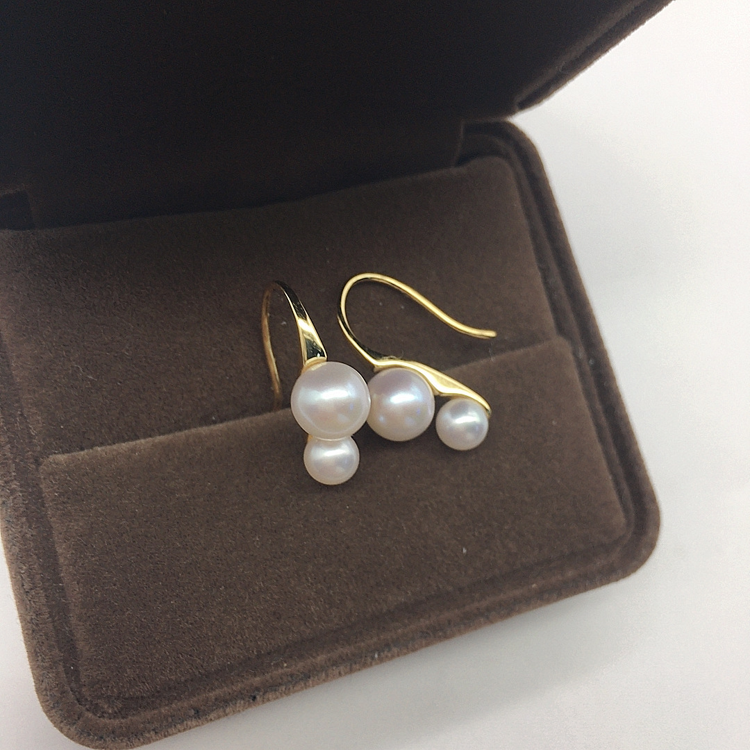 23g Weight 925 Sterling Silver Ear Needle Material Ear hook Classification 1 Pair Quantity Daily Occasion Freshwater Pearl Material Geometric Pattern Women's Gender Simple Style Style 1 Pair Freshwater Pearl Freshwater Pearl Earrings Geometric Ear Hook 18