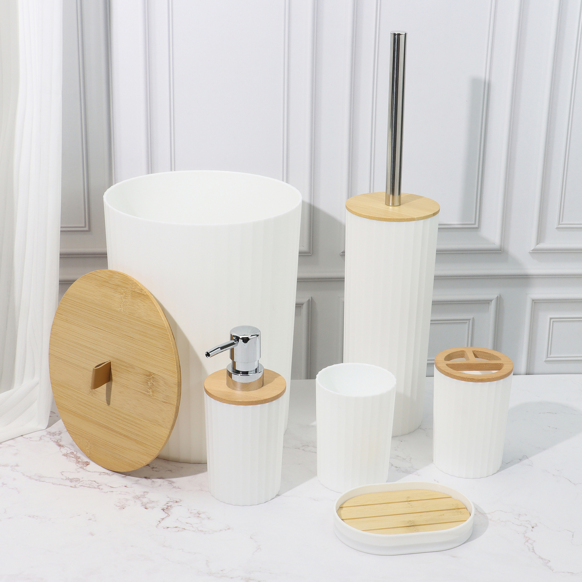 竖凹纹圆形垃圾桶套装批发塑料漱口杯卫浴组刷牙洗漱用具酒店浴室