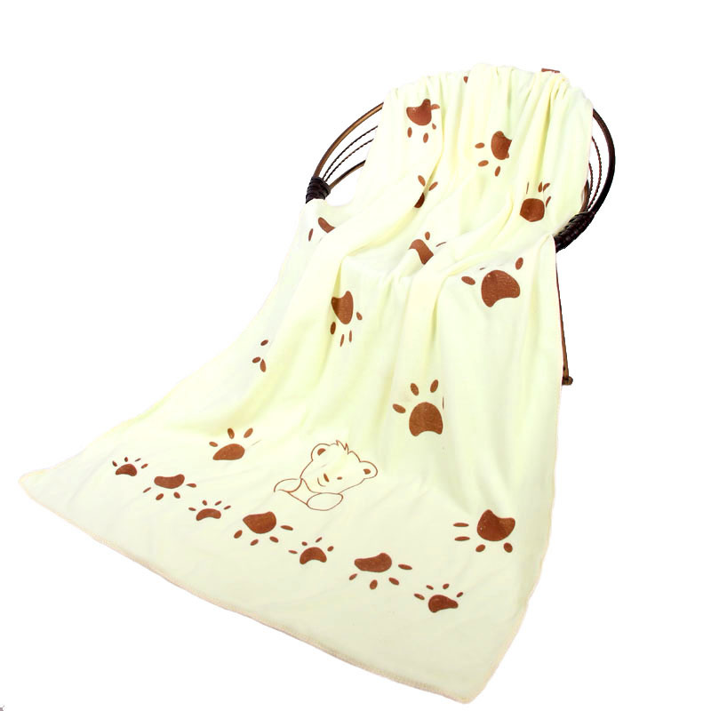 Cabeza de oso amarillo claro