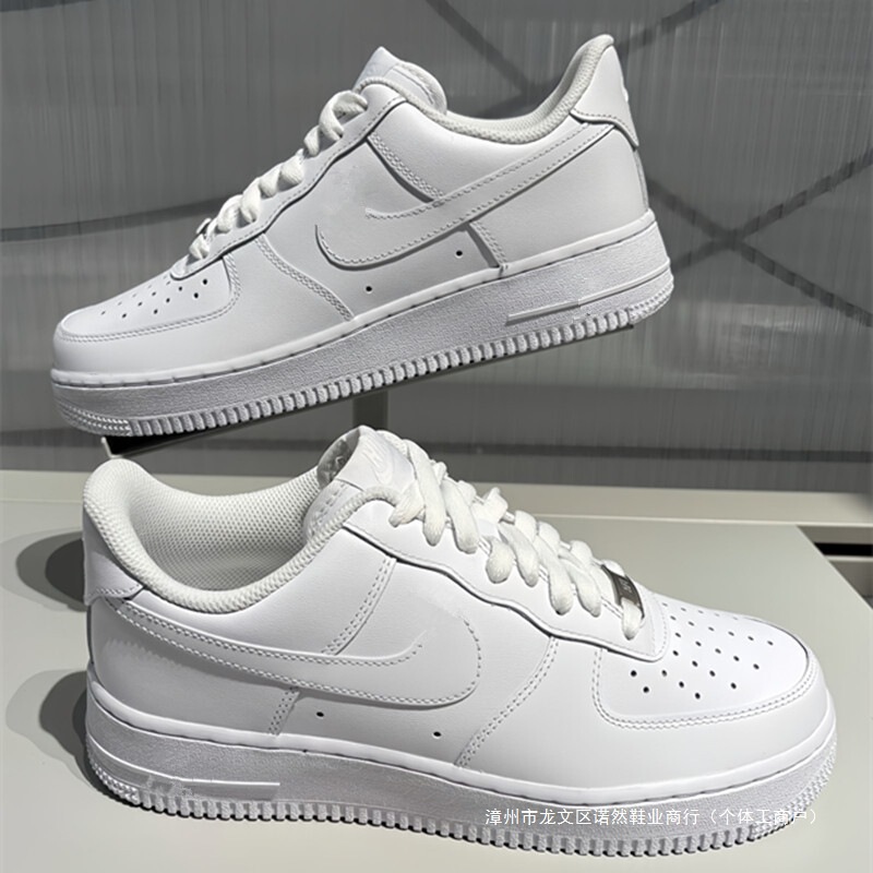High-Quality Putian Pure Original Black and White Air Force One Men's and Women's Versatile Sneakers, Leather Sports Shoes, Women's Thick-Soled Shoes High-Quality Putian Pure Original Black and White Air Force One Men's and Women's Versatile Sneakers, Leather Sports Shoes, Women's Thick-Soled Shoes