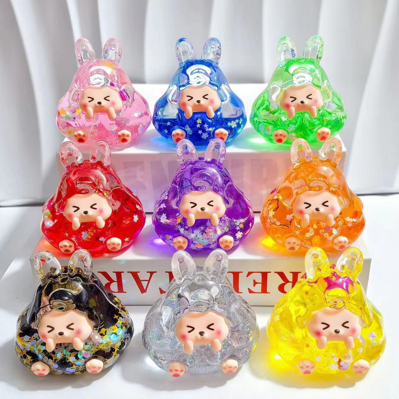 Douyin's new Tata quicksand bottle creative desktop small ornaments…