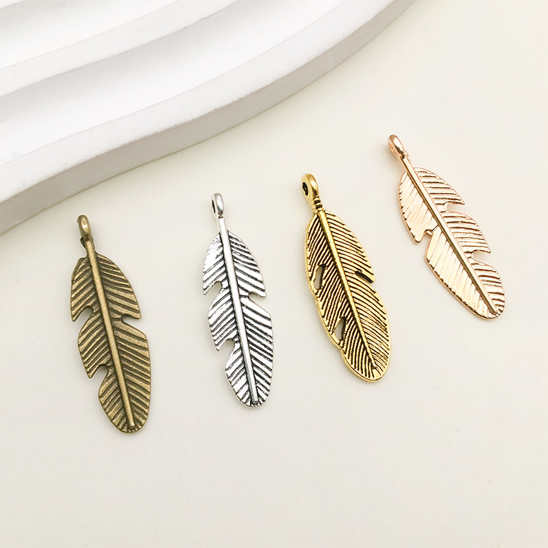 1 Piece Simple Style Feather Alloy Plating Pendant Jewelry Accessories display picture 2